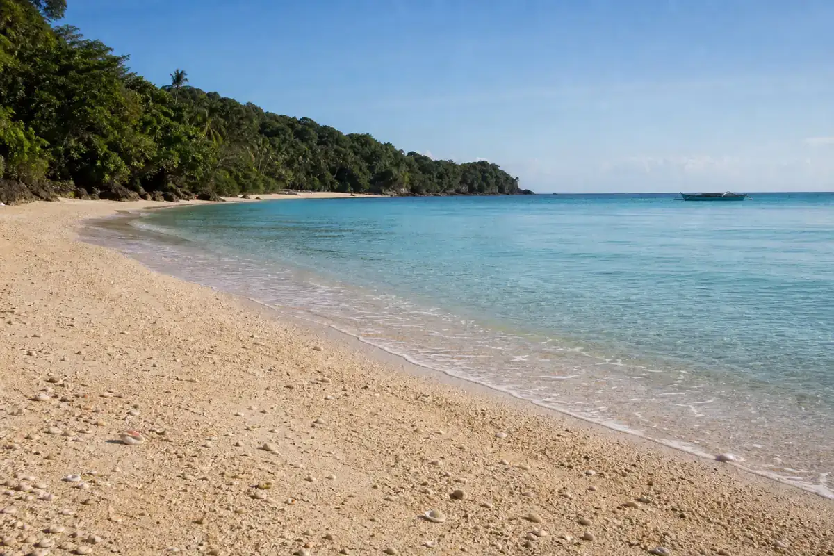  location view of Puka Shell Beach in northern Boracay